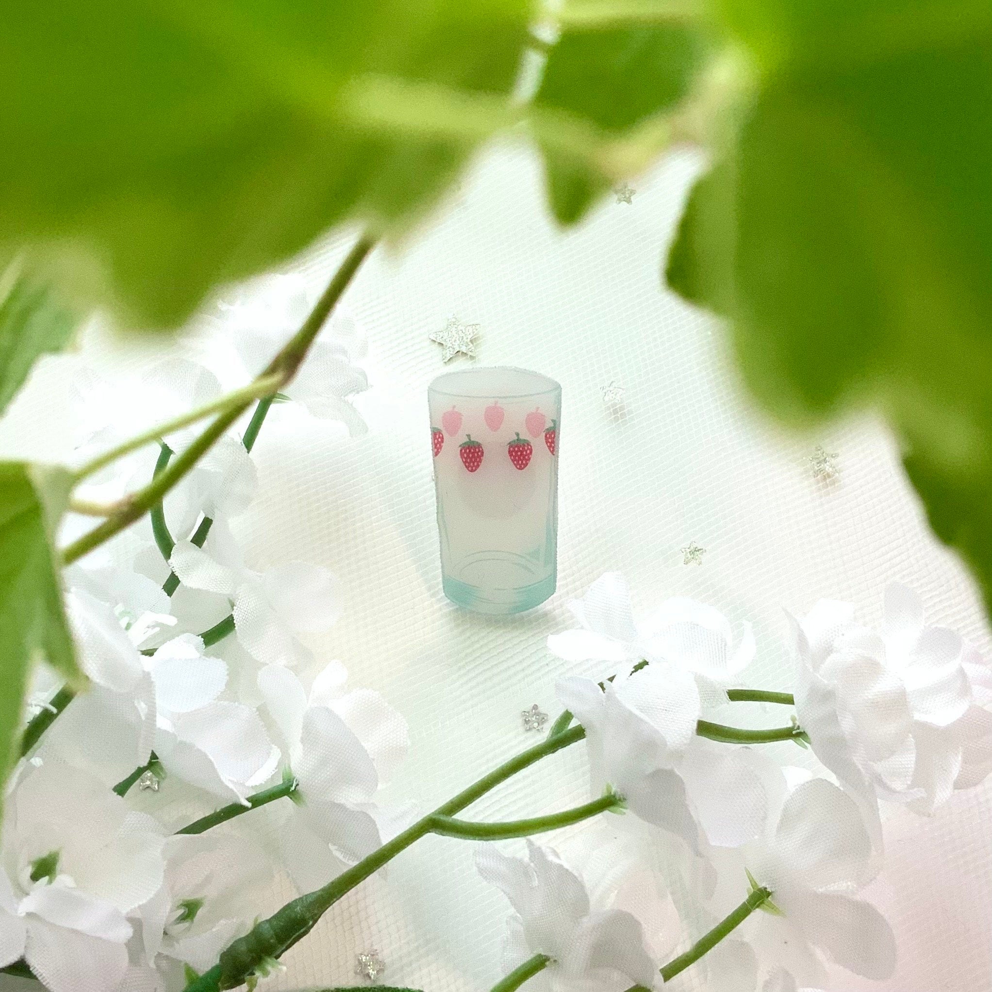 Nana Strawberry Glasses Pin & Phone Strap Keychain
